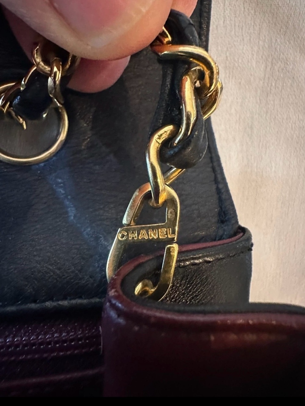 Chanel Diana Quilted Black Leather Shoulder Bag with Gold Chain - Picture 9 of 15